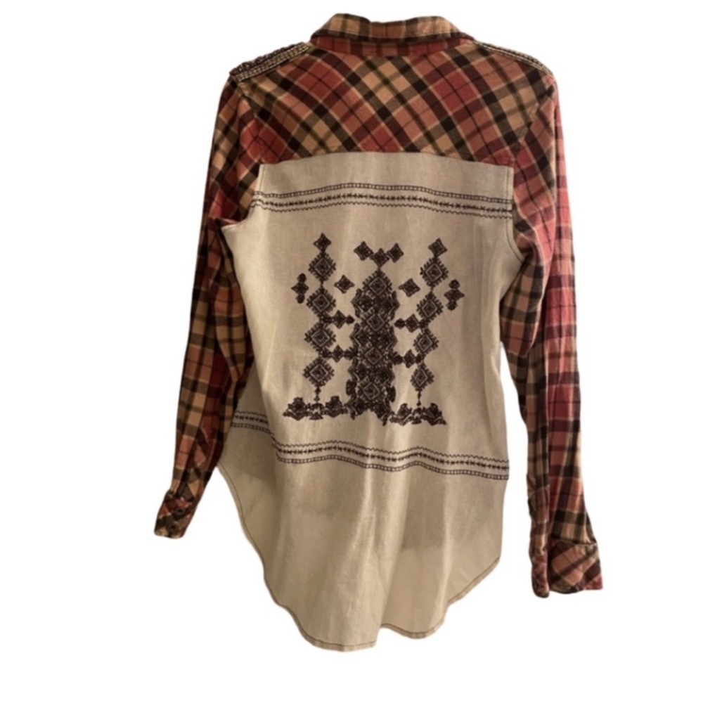 Button Down Flannel - Picture 5 of 5
